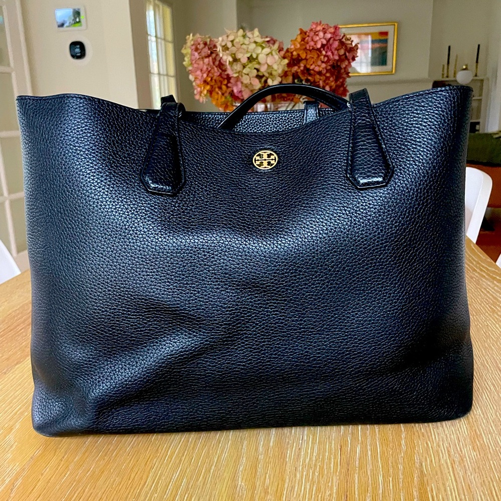 Tory Burch Tote-Pristine Condition